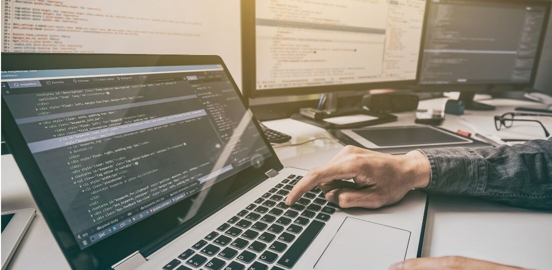 coder-creating-cms